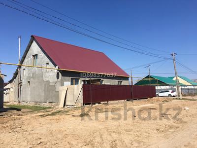 Отдельный дом · 5 комнат · 140 м² · 4 сот., Единства 53 — Район 9 мкр за 25 млн ₸ в Уральске