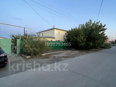 Часть дома · 6 комнат · 233.7 м² · 10 сот., Құрылысшылар 3/2 — Құрылысшылар за 28 млн 〒 в Атырау