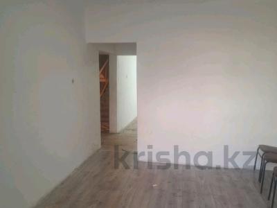 2-бөлмелі пәтер · 60 м² · 1/5 қабат, север 16 — рыскулова, бағасы: 18.2 млн ₸ в Шымкенте