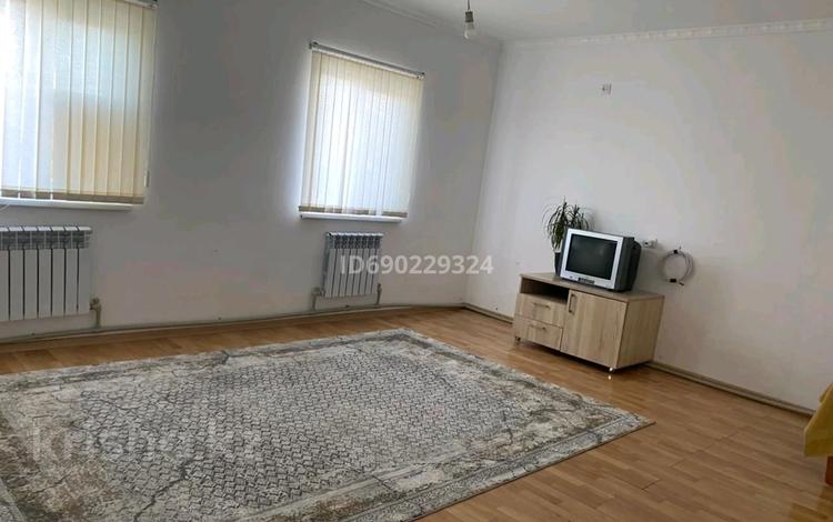 2-комнатный дом помесячно, 50 м², Мкр.Балауса