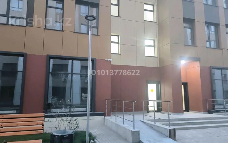 1-бөлмелі пәтер · 40 м² · 4/4 қабат, Жумекен Нажимеденов 33, бағасы: 23 млн ₸ в Астане, Сарайшык р-н — фото 2