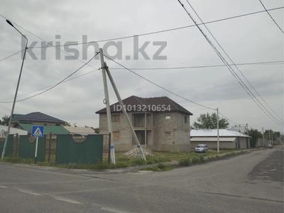 Отдельный дом · 6 комнат · 300 м² · 9.5 сот., Курбанов 1 за 35 млн ₸ в Аксукенте