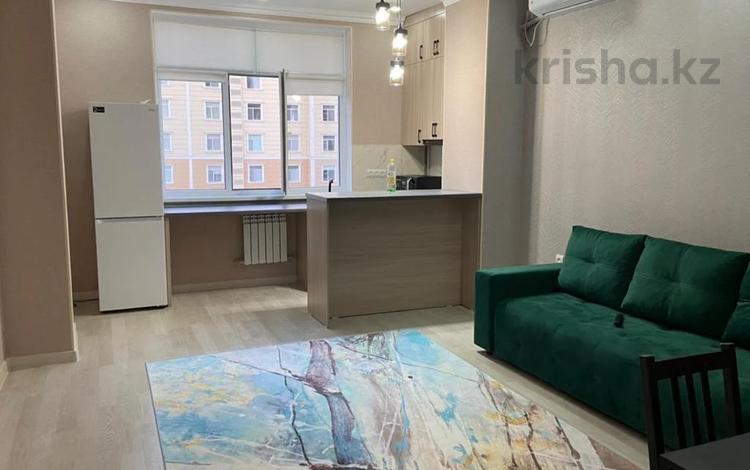 2-комнатная квартира, 59 м², 4/9 этаж помесячно, 17-й мкр 45