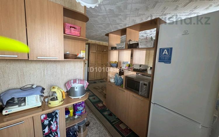 3-комнатная квартира · 61.2 м² · 1/5 этаж, Кабельный переулок 5 за 21 млн ₸ в Семее — фото 2