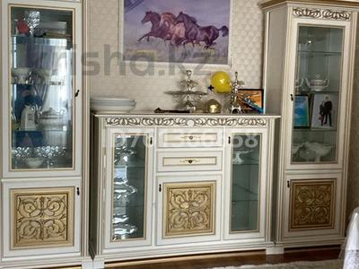 Пәтерлер в Жамбылской обл.: 4-бөлмелі пәтер · 108 м² · 2/3 қабат, Сулейманова 270 — Сулейманова, бағасы: 32 млн 〒 4-бөлмелі пәтер · 108 м² · 2/3 қабат, Сулейманова 270 — Сулейманова, бағасы: 32 млн 〒 в Таразе