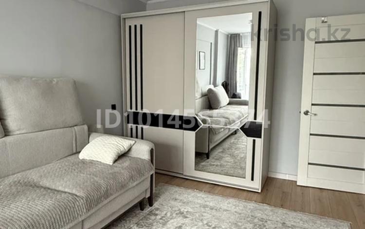 1-комнатная квартира · 38 м² · 3/5 этаж, Жастар 37/1 за 230 000 ₸ в Усть-Каменогорске — фото 2