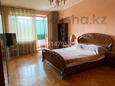 2-бөлмелі пәтер · 70 м² · 5/5 қабат, Альфараби 63/17 — Альфараби-Шашкина, бағасы: 350 000 ₸ в Алматы, Бостандыкский р-н