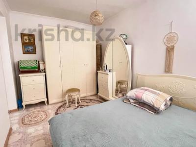 Продажа квартир в Жетысу обл.: 2-комнатная квартира · 56 м² · 5/5 этаж, каратал 13 за 14.8 млн 〒 2-комнатная квартира · 56 м² · 5/5 этаж, каратал 13 за 14.8 млн 〒 в Талдыкоргане, Каратал
