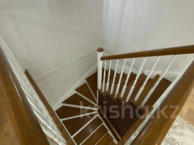 5-комнатная квартира · 205 м² · 9/9 этаж, мкр Аксай-1А за 89 млн ₸ в Алматы, Ауэзовский р-н