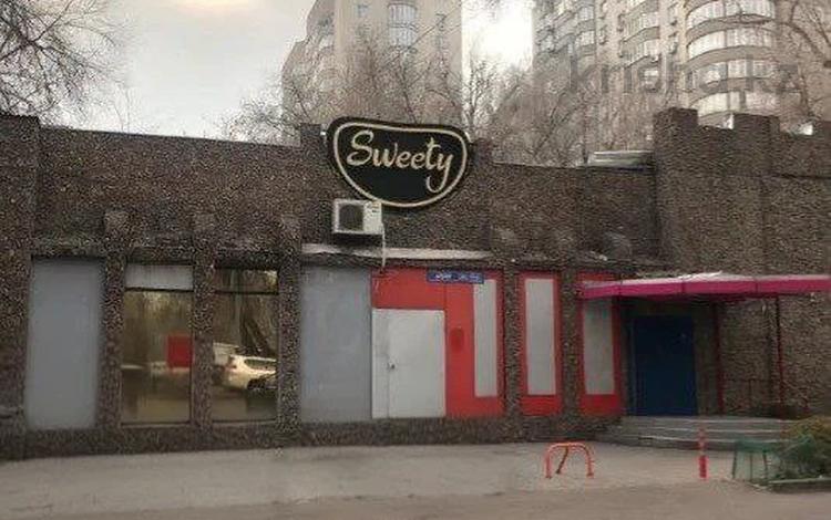 Свободное назначение, офисы, магазины и бутики, склады, общепит, салоны красоты, бани, гостиницы и зоны отдыха, медцентры и аптеки, образование, развлечения · 950 м² за 650 млн ₸ в Алматы, Бостандыкский р-н — фото 2
