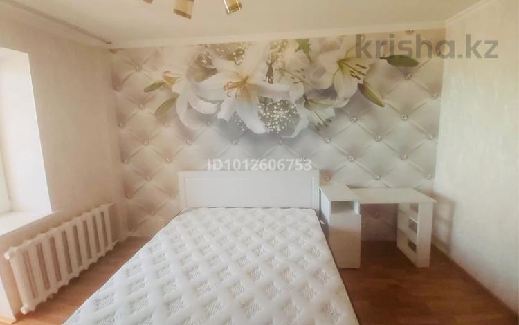 3-бөлмелі пәтер · 64 м² · 4 қабат, Маргулана 118, бағасы: 300 000 ₸ в Павлодаре — фото 2