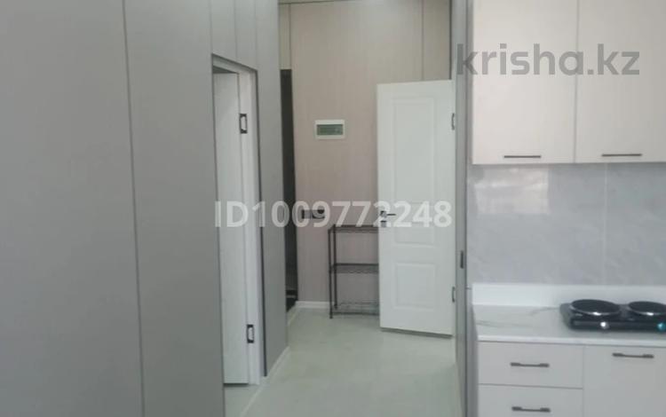 2-комнатная квартира · 50 м² · 4/13 этаж, Райымбека 348/1 за 250 000 ₸ в Алматы, Ауэзовский р-н — фото 2