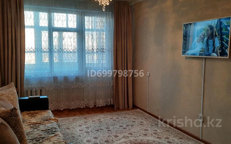 2-комнатная квартира · 47 м² · 3/5 этаж, Кердери 143 — Казиту, магазин Урал за 80 000 ₸ в Уральске — фото 2