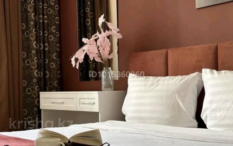 2-комнатная квартира · 60 м² · 12/12 этаж, Каныша Сатпаева 133/3 за 20 000 ₸ в Алматы, Бостандыкский р-н — фото 2