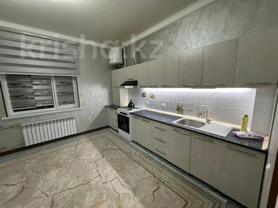 2-комнатная квартира · 65 м² · 3/5 этаж, мкр Восток , Жібек жолы 75б за 250 000 〒 в Шымкенте, Аль-Фарабийский р-н