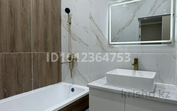 1-комнатная квартира · 40 м² · 1/5 этаж, Мкр. 19А 20 за 14 млн ₸ в Актау, 18-й мкр  — фото 2
