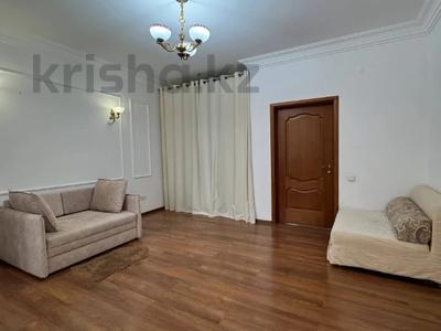 3-комнатная квартира · 181.7 м² · 2/7 этаж, мкр. Алтын орда, Алии Молдагуловой пр-т за 68 млн 〒 в Актобе