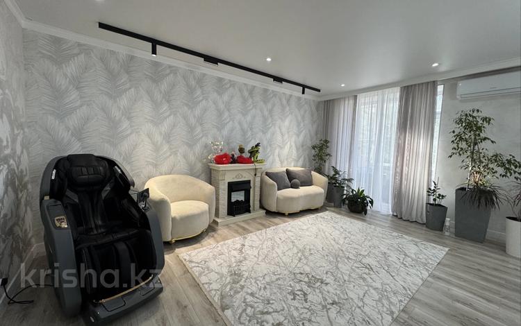 5-бөлмелі пәтер · 170 м² · 4/9 қабат, ул. Академика Сатпаева 350/5, бағасы: 117 млн ₸ в Павлодаре — фото 9