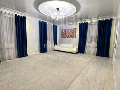 Отдельный дом · 8 комнат · 350 м² · 16 сот., мкр. Алтын орда 40 — Сто Аксункар за 1.2 млн 〒 в Актобе