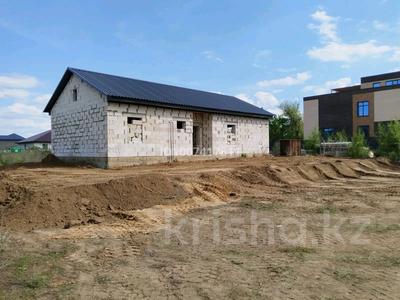 Дача · 4 комнаты · 120 м² · 5.97 сот., Самал 1 142/12 за 27.5 млн 〒 в Уральске