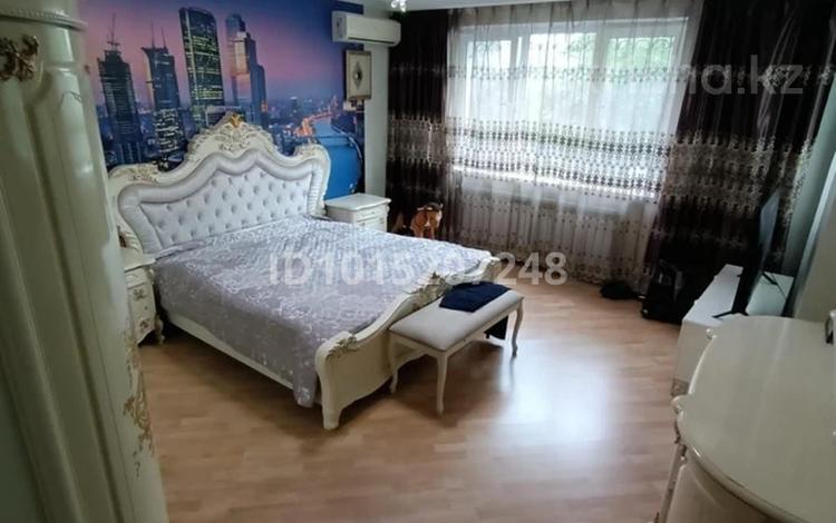 4-бөлмелі пәтер · 160 м² · 1/5 қабат, Думан-2 ш/а. 3, бағасы: 500 000 ₸ в Алматы, Медеуский р-н — фото 2