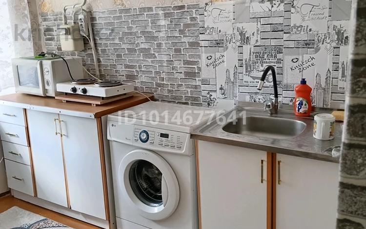 2-комнатная квартира · 45 м² · 2/4 этаж, Бабатай улы 39 за 160 000 ₸ в Семее — фото 2