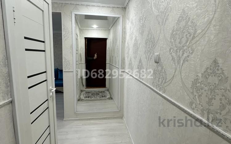 1-комнатная квартира · 30 м², Бозтаева 61А за 150 000 ₸ в Семее — фото 2