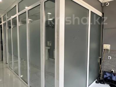 Свободное назначение, офисы, магазины и бутики, общепит, салоны красоты, фитнес и спорт, медцентры и аптеки, образование, развлечения, конференц-залы, кабинеты и рабочие места, студии · 75 м² за 1.3 млн ₸ в Алматы, Алмалинский р-н