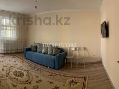 3-комнатная квартира, 72 м², 2/12 этаж, Караменде би Шакаулы 9 за 32 млн 〒 в Астане, Сарыарка р-н