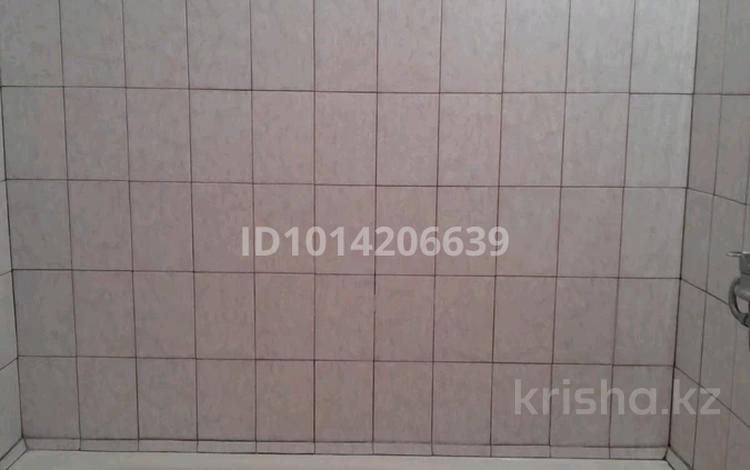 2-комнатная квартира · 53 м² · 2/9 этаж, Бобровка, Народная 33 5 — Находится аходится возле новый мечеть за 160 000 ₸ в Семее — фото 2
