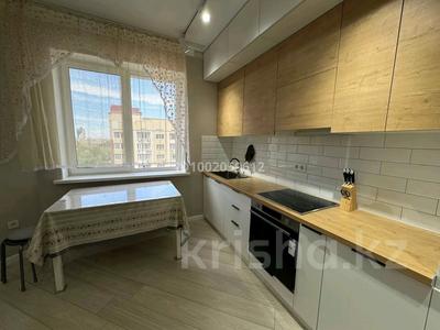 Аренда квартир в Алматы: 2-комнатная квартира · 46 м² · 6/13 этаж, Кабанбай батыра 252 за 350 000 〒 2-комнатная квартира · 46 м² · 6/13 этаж, Кабанбай батыра 252 за 350 000 〒 в Алматы, Алмалинский р-н