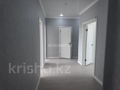 3-бөлмелі пәтер · 96 м² · 2/5 қабат, Нурпейсова 40/2 — Центральный рынок, бағасы: 38 млн ₸ в Уральске, мкр Школьник