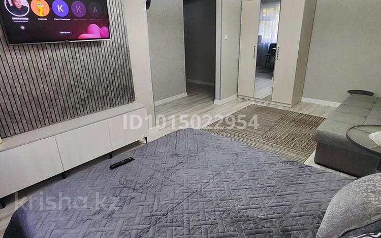 1-комнатная квартира · 35 м² · 1/5 этаж, Интернациональная 32 за 15 000 ₸ в Петропавловске — фото 2