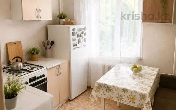 2-бөлмелі пәтер · 40 м² · 2/4 қабат, Бухар жырау, бағасы: 30 млн ₸ в Алматы, Бостандыкский р-н — фото 4