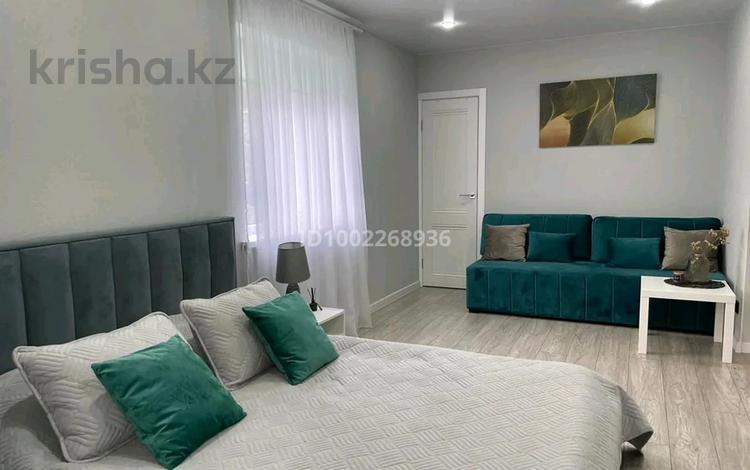 1-комнатная квартира · 44 м² · 3/14 этаж, Сауран 3/1 за 7 000 〒 в Астане, Есильский р-н — фото 2