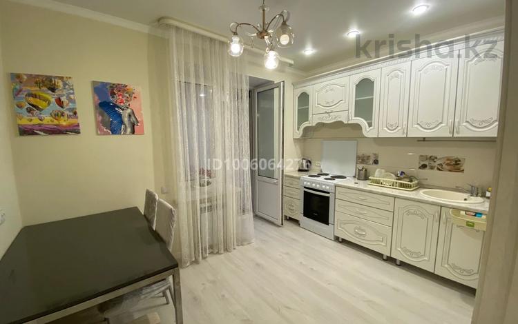 1-бөлмелі пәтер · 37 м² · 5/8 қабат, Аль фараби 15 — Улы дала, бағасы: 250 000 ₸ в Астане, Есильский р-н — фото 2