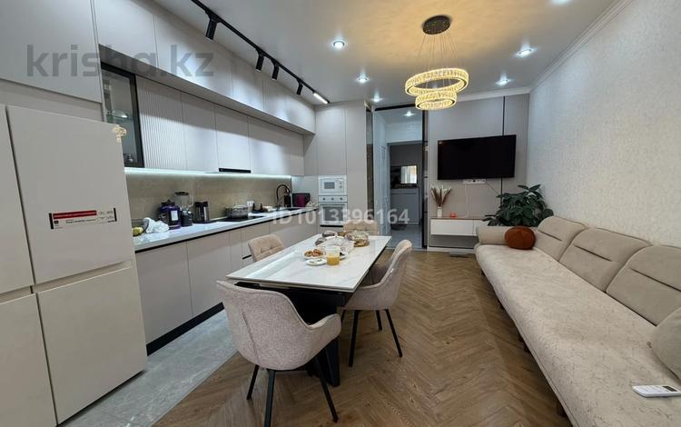 4-комнатная квартира · 106 м² · 9/10 этаж, мкр Юго-Восток, Микрорайон Байкена Ашимова 21/5 за 64.8 млн ₸ в Караганде, Казыбек би р-н — фото 4