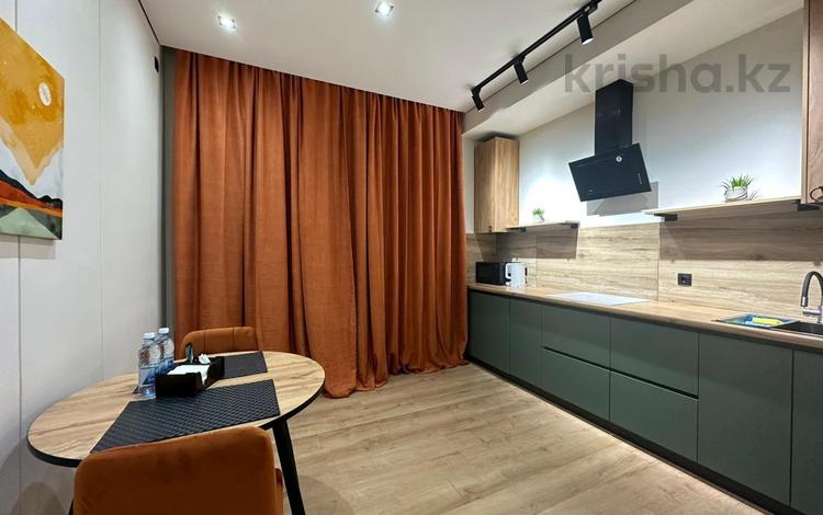 1-бөлмелі пәтер · 50 м² · 9/9 қабат, Абылхаир хана 63 — Жумагалиева, бағасы: 17 000 ₸ в Атырау — фото 2
