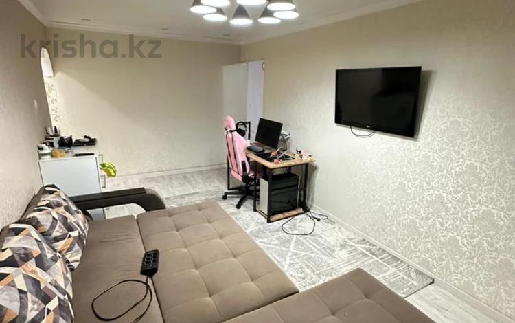 2-комнатная квартира · 43 м² · 2/4 этаж, мкр №11 за 31 млн ₸ в Алматы, Ауэзовский р-н — фото 21