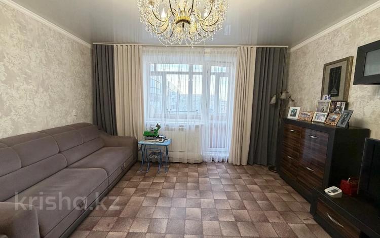 3-бөлмелі пәтер · 64 м² · 8/9 қабат, мкр Юго-Восток, Степной 1 5/48, бағасы: 25.5 млн ₸ в Караганде, Казыбек би р-н — фото 9