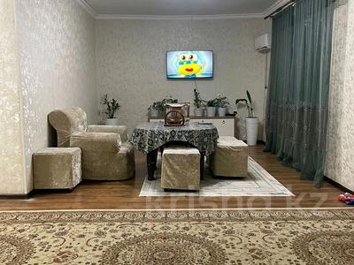 Жеке үй • 6 бөлмелер • 210 м² • 8 сот., мкр Самал-3 110 — Дауылбаева момышулы, бағасы: 50 млн 〒 в Шымкенте, Абайский р-н