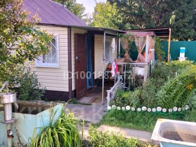 Продажа домов и дачи в Восточно-Казахстанской обл.: Дача · 3 комнаты · 33 м² · 11 сот., Пищевик 1 38 — Остановка сады за 3.5 млн 〒 Дача · 3 комнаты · 33 м² · 11 сот., Пищевик 1 38 — Остановка сады за 3.5 млн 〒 в Усть-Каменогорске