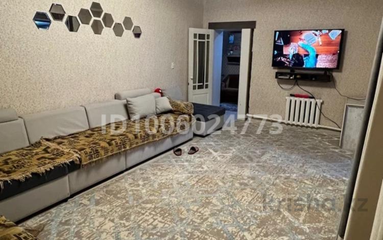 3-бөлмелі пәтер · 65 м², Танирбергенова 28 кв 3 — Напротив гостиницы Хан, бағасы: 15 млн ₸ в  — фото 2