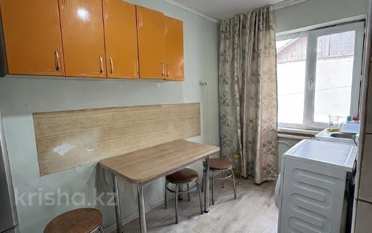 2-комнатная квартира · 40 м² · 2/2 этаж, Сатпаева за 6.2 млн ₸ в Актобе, жилой массив Жилянка — фото 9