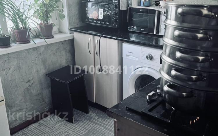 1-бөлмелі пәтер · 30 м² · 1/5 қабат, Валиханова 50, бағасы: 6.5 млн ₸ в Кентау — фото 2