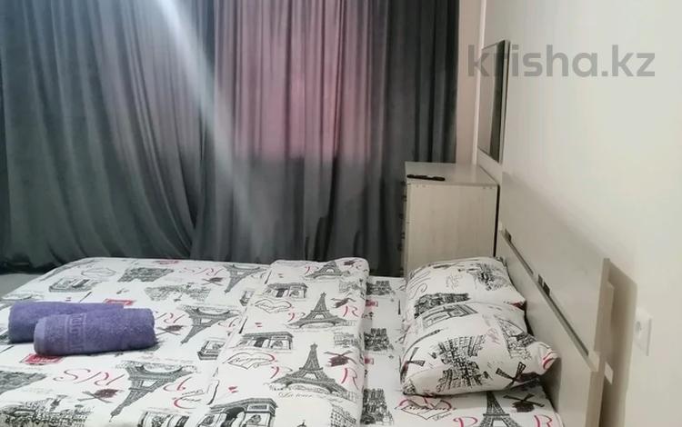 2-комнатная квартира · 67 м² · 4/10 этаж, 9 микрорайон 79 за 15 000 〒 в Темиртау — фото 2