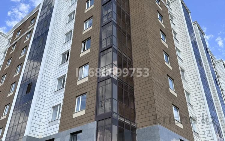 4-комнатная квартира, 98 м², 5/9 этаж, Бастобе 33 за 35 млн 〒 в Астане, Алматы р-н — фото 2