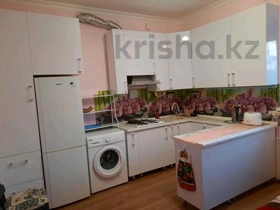 2-комнатная квартира · 63 м² · 2/2 этаж, Аккемер 26/1 за 200 000 ₸ в Астане, Есильский р-н