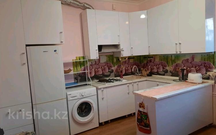 2-комнатная квартира · 63 м² · 2/2 этаж, Аккемер 26/1 за 200 000 ₸ в Астане, Есильский р-н — фото 2