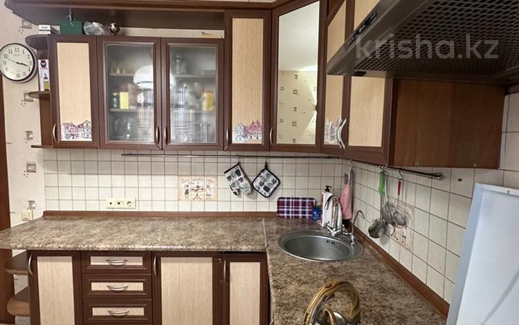 2-комнатная квартира · 56 м² · 4/5 этаж, мкр Казахфильм 38 — Исиналиева за 300 000 〒 в Алматы, Бостандыкский р-н — фото 2